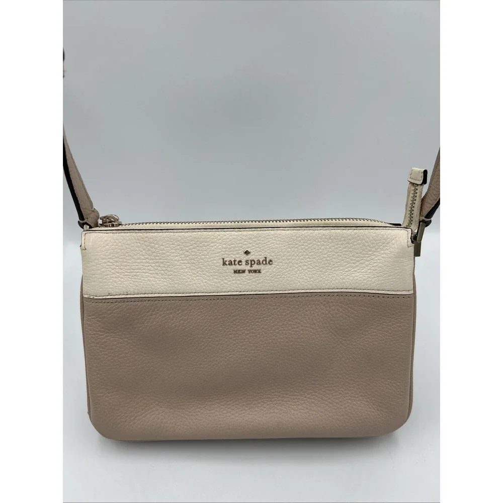 Kate Spade Leila Triple Gusset 2 Toned Pebbled Warm Beige White‎ Crossbody